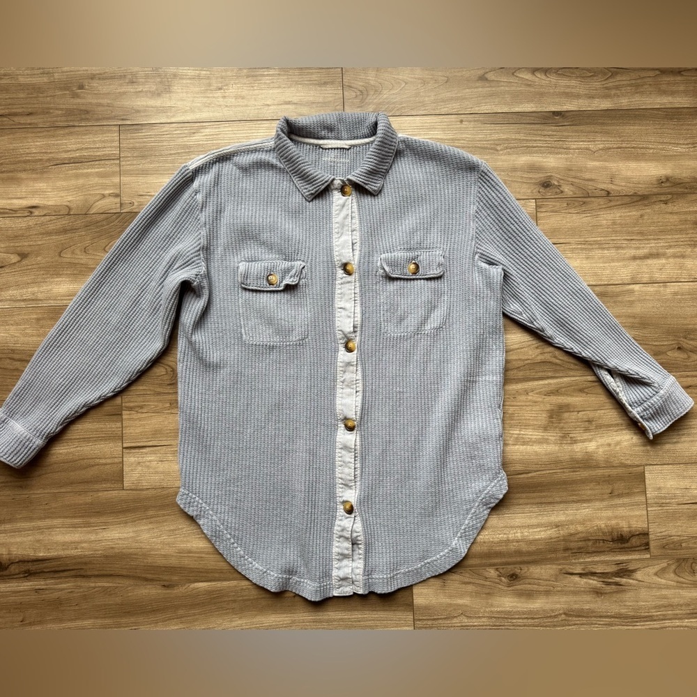 Vineyard Vines Waffle Knit Button Down Shirt Women’s Sz Small Lt Blue Cotton